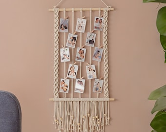 Macrame Photo Hanger, Personalized Gift, Photo Display, Living Room Decor, Picture Collage, Macrame Photo Holder, Neutral Wall Art H89