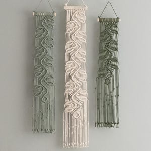 Arte de pared con hojas bohemias, decoración minimalista, arte de pared grande, arte de pared de macramé, regalo para casa nueva, arte de pared estrecho, tapiz Lea, hoja de macramé W15