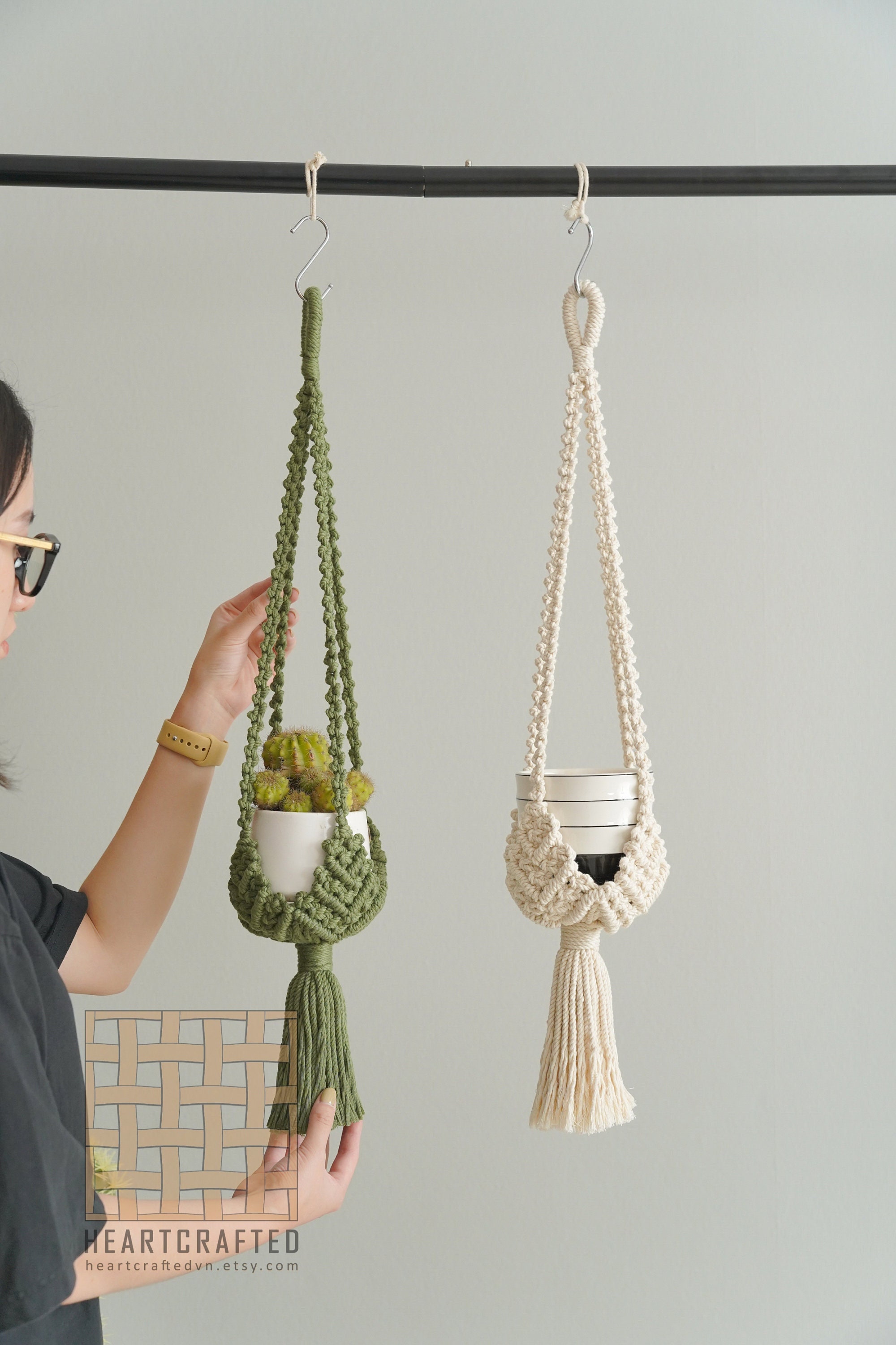Modern Plant Hanger, Boho Plant Hanger , Fiber Home Decor, Tassel Pot Holder, Handmade Macrame, Gardener Gifts, Planter Hanging H61