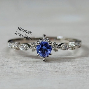 Zierlicher Tansanit Ring, Stapelring, natürlicher Tansanit Ring, 925 Silber Ring, Blauer Edelstein Ring, Jahrestag Geschenk, Versprechen Ring Sie.