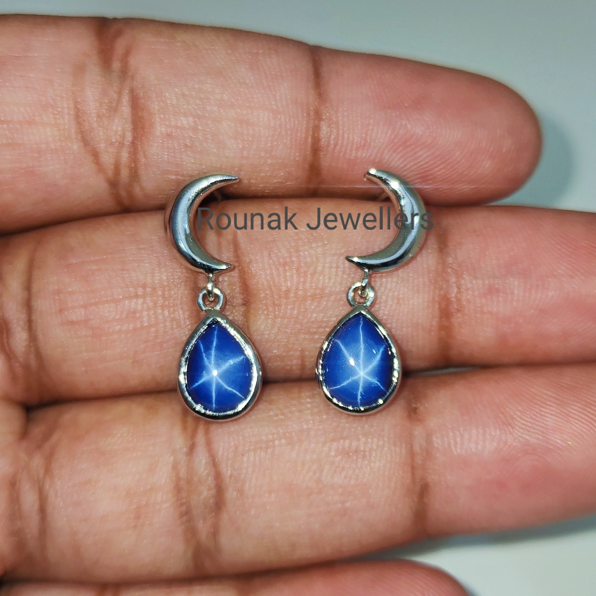 Lindy star deals earrings