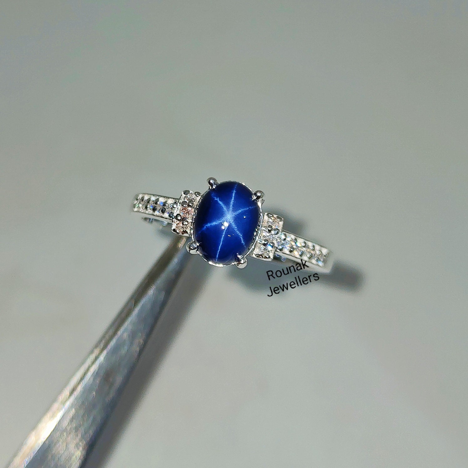 ヴィンテージ ブルー スター サファイア リング：925 スターリング