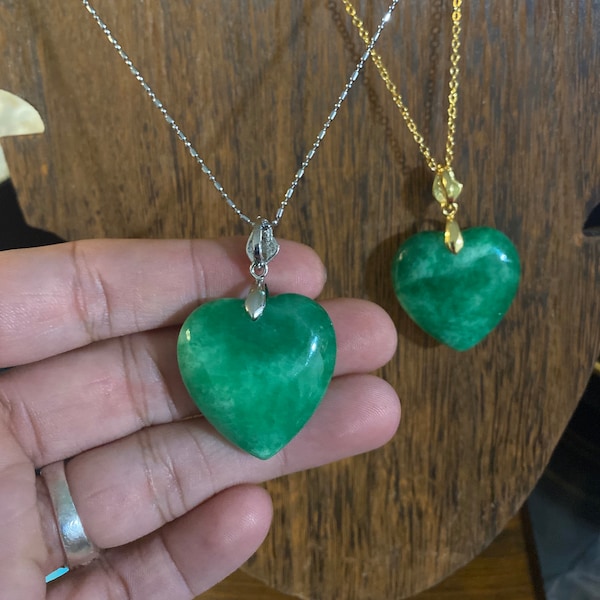 Jade Heart Necklace (gold or silver colored)