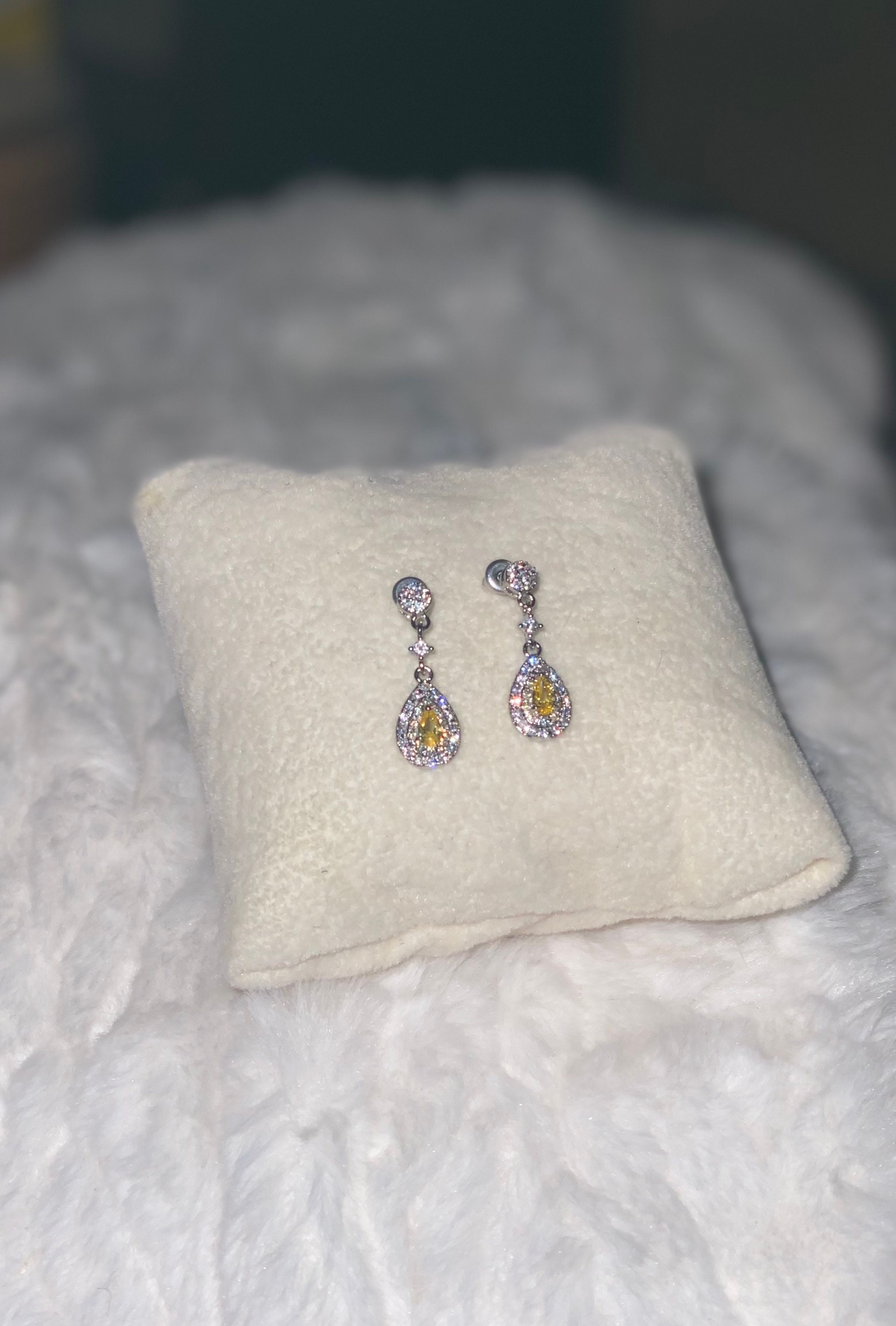 Gelbe Diamant-Tropfen-Ohrringe | Etsy