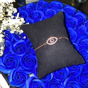 Eye Bracelet
