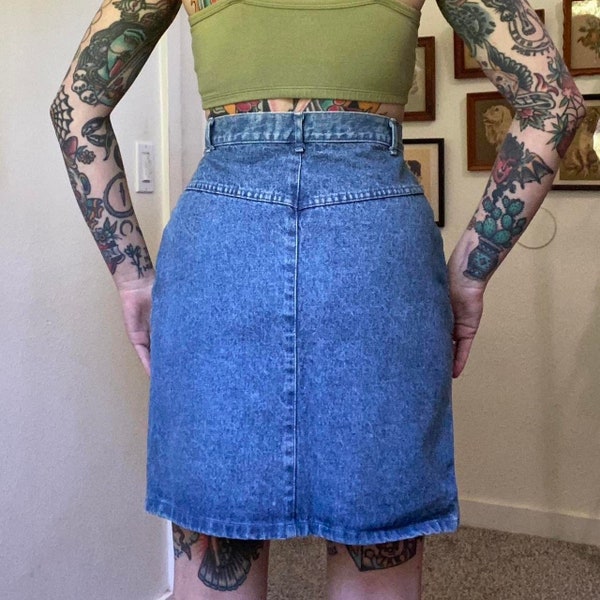 80s 90s vintage medium wash denim yoked mini skirt