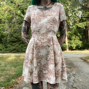 80’s 90’s vintage muted pink and beige floral pleated mini dress by Ultimate