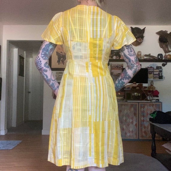 Vintage unbranded handmade yellow plaid midi dres… - image 3