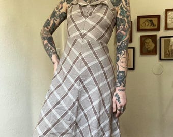Vestido halter vintage de cuadros color chocolate de los años 50