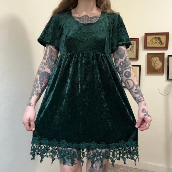 short sleeve green velvet dress A-Line V Neck Dark Green Burnout Velvet Floor Length Prom Dress with Short Sleeve