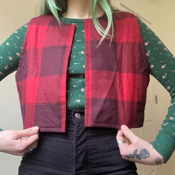 70s 80s vintage red and plaid cropped vest - image 5