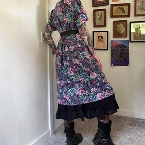 Vestido midi babydoll con cuello de encaje y estampado floral paisley vintage de los años 80 y 90 imagen 6