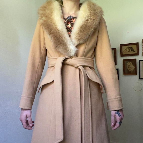 1960s vintage Jackie Stewart Junior fur trim colla