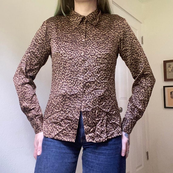 Vintage leopard print silk dagger collar blouse - image 6