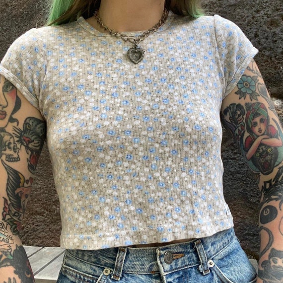 90s vintage Baby Guess ditsy floral print crop top - image 1