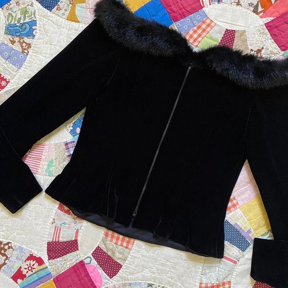 90s vintage faux fur black velvet boned peplum cr… - image 4