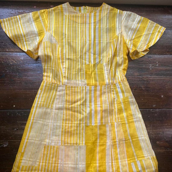 Vintage unbranded handmade yellow plaid midi dres… - image 4