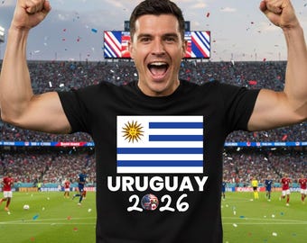 ウルグアイ シャツ ワールドカップ 2026 サッカーファン Tシャツ ラ・セレステ チャルアス ウルグアイ サッカー愛好家へのギフト メンズ レディース キッズ アパレル サッカー選手サポート