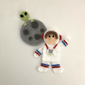 Téléchargement instantané du motif d&#39;applique au crochet de l&#39;astronaute