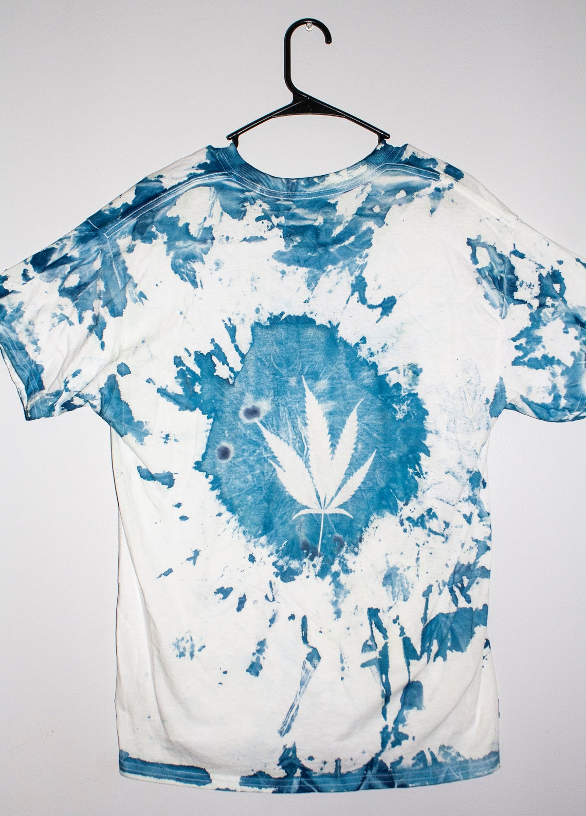 Blue Tie Dye Hemp Leaf Cyanotype T Shirt Large Unisex Etsy