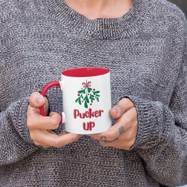 Pucker Up Mistletoe