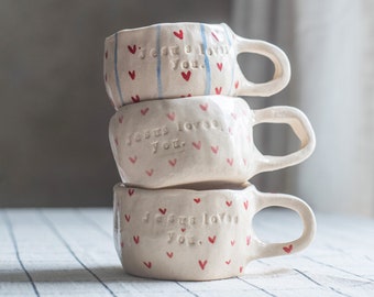 Mug chrétien fait main Jésus vous aime, tasse à café esthétique matinale, tasse à thé, précommande, cadeau pour elle, tasse à café coeur chrétien