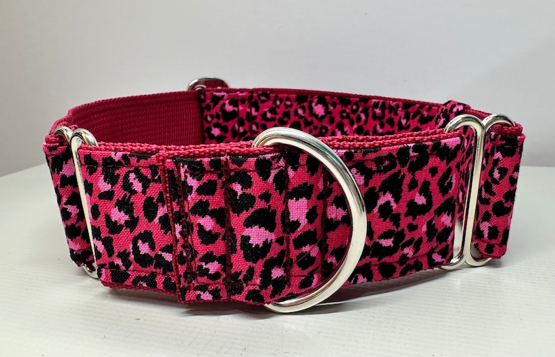 Handcrafted 38mm (1.5 inch) wide martingale dog collar in PINK animal print design Greyhound whipp image 3