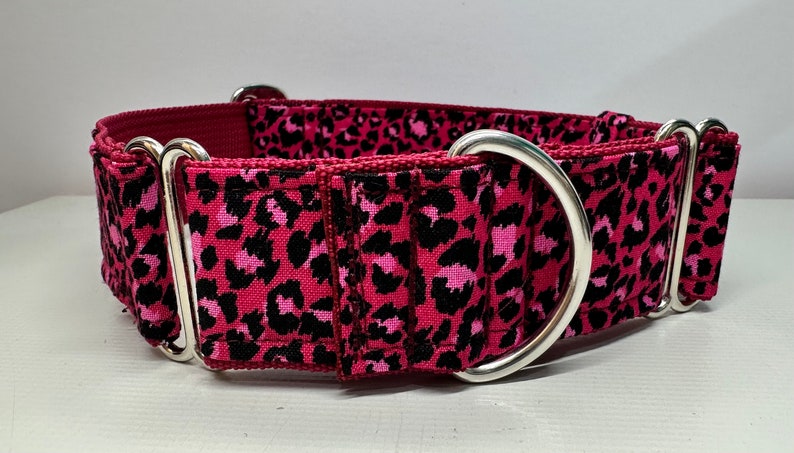 Handcrafted 38mm (1.5 inch) wide martingale dog collar in PINK animal print design Greyhound whipp image 1