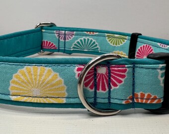 Adjustables standard  dog collar in turquoise  pinwheel design
