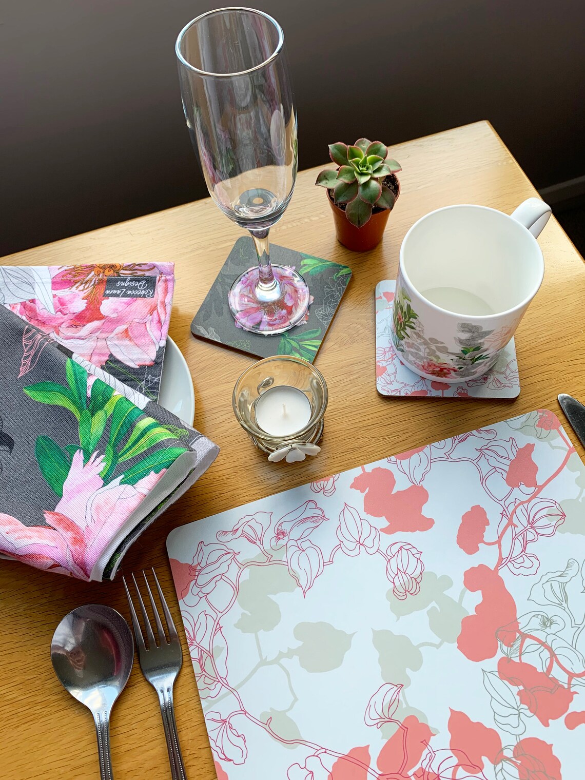 Luxury Coral Leaf Placemat, Patterned Placemat, Cork Back Placemat, Non