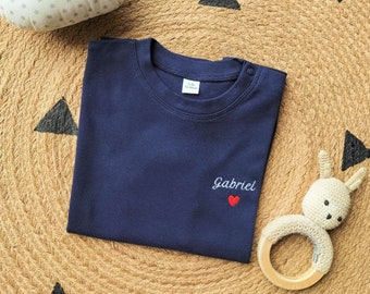 Camiseta de bebé bordada personalizada en algodón orgánico