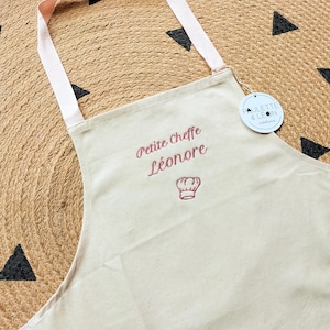 Personalized embroidered children's apron 100% cotton Rose pâle