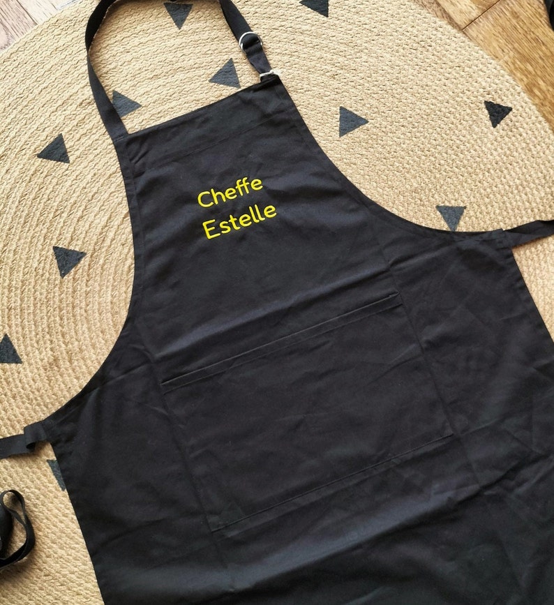 Tablier de cuisine brodé personnalisé 100% coton avec poche Noir