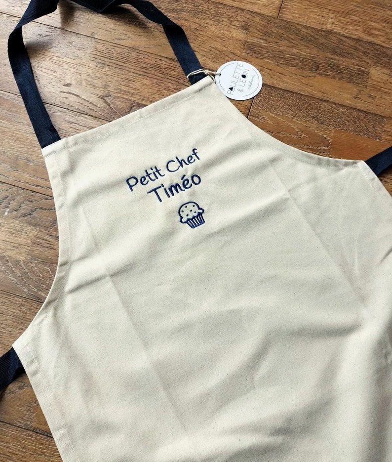 Personalized embroidered children's apron 100% cotton image 4