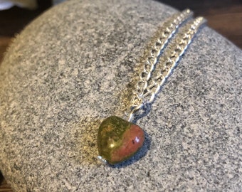 Sierlijke Unakite "Balancing" Crystal Puffy Heart Healing Choker Zilveren stapelbare ketting Schorpioen ketting