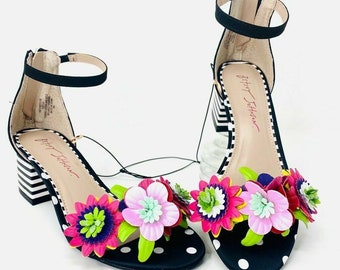 betsey johnson flower shoes