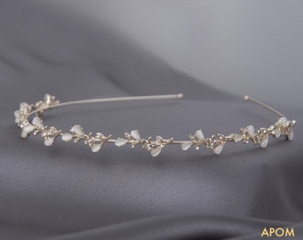 Florist Design in Gemstone Thin Headband in silver Color for Woman