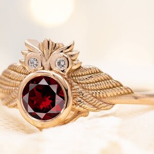 Antique Owl Style Red Garnet Engagement Ring Art Deco Wedding Ring Unique Red Garnet Bridal Ring 14k Gold Vintage Promise Anniversary Ring