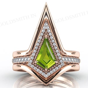 Antique Peridot Halo Wedding Ring Set Kite Shaped Peridot Engagement Ring Set 14k Gold Vintage Peridot 3 Pc Bridal Ring Set Anniversary Gift