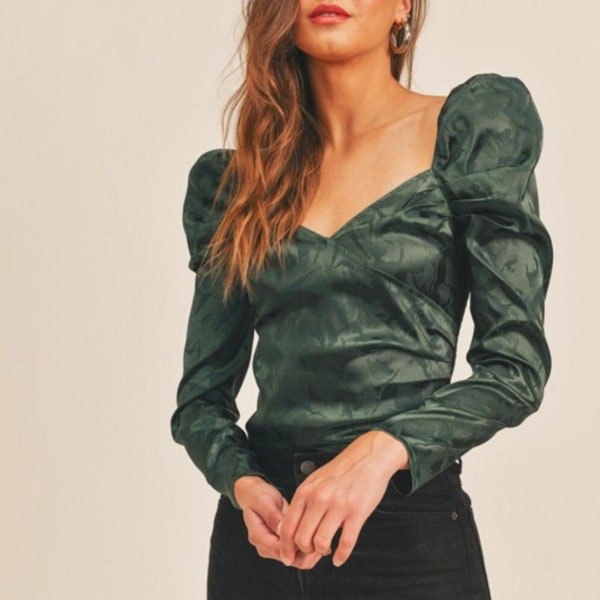 Satin Floral Jacquard Puff Shoulder Top in Forest Green