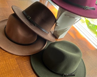 Fedora in Lana Colorata con Cintura