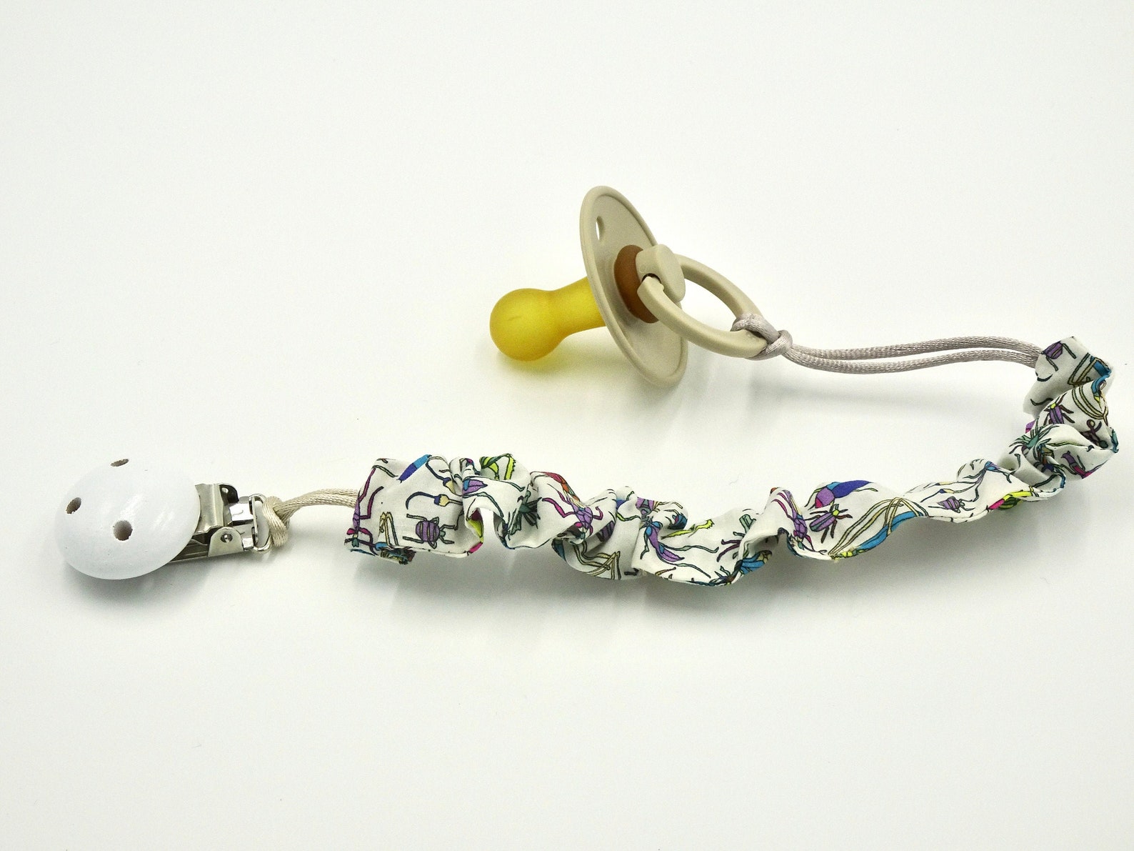 Baby Dummy Chain / White Wood Dummy Clip / Infant Dummy Clip / Etsy