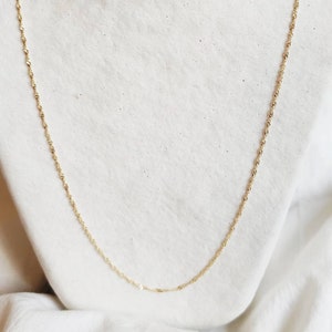Solid 18-carat 750/1000 18K yellow gold chain - 1.1 mm Singapore link - with box and gift bag - several lengths 40, 42, 45, 50 cm