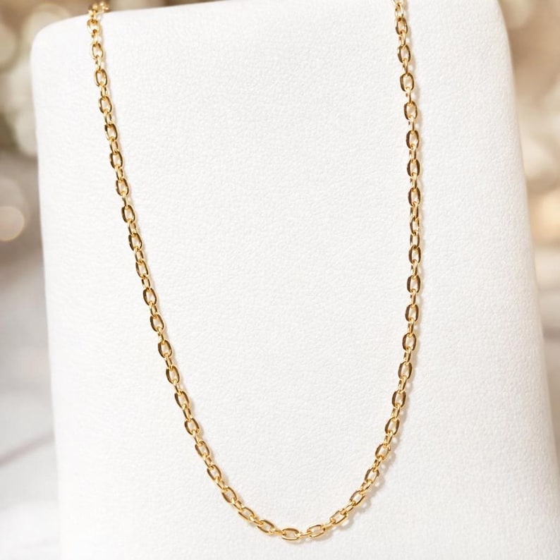 18k Solid Yellow Gold Mirror Curb Chain (750/1000) – 18K Gold Necklace for Men, Women, and Children – Gift Box and Pouch image 3