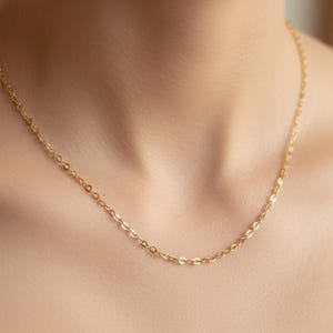 18k Solid Yellow Gold Mirror Curb Chain (750/1000) – 18K Gold Necklace for Men, Women, and Children – Gift Box and Pouch image 5