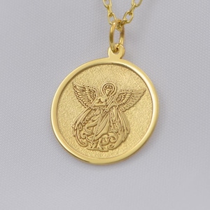 Colgante de oro macizo de 14 quilates con el arcángel Miguel: collar protector de San Miguel, joyería con el ángel de la guarda, regalo cristiano para él o para ella
