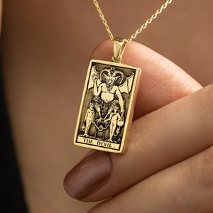 Collier Double Face Capricorne Le Diable Zodiaque Tarot Par Demir Uluer - Pendentif Astrologie Dainty - Bijoux Signe Zodiaque - Cadeaux Fête Des Mères