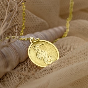 Véritable collier de pièce de monnaie d'hippocampe en or jaune massif 14 carats - Bijoux pendentif hippocampe en or rose, collier de charme d'été - Bijoux d'animaux marins par Uluer