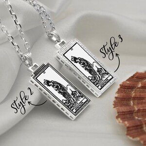 Tarot-Halskette Stärke Tarot-Karte Anhänger-Halskette, Gold, Silber oder Rose Gold Mystic Schmuck Tarot Schmuck Geschenk für Sie Him Uluer