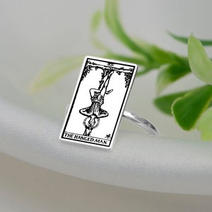 Bague céleste en or blanc massif 14K - La bague de tarot de l'homme pendu - Bague magique en or jaune pour les amis - Cadeau de soeur - Cadeaux personnalisés